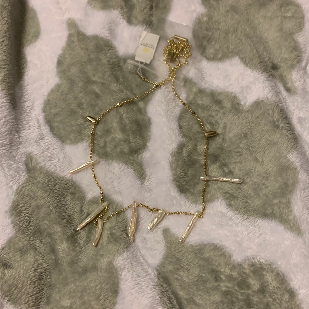 Kendra Scott Necklace